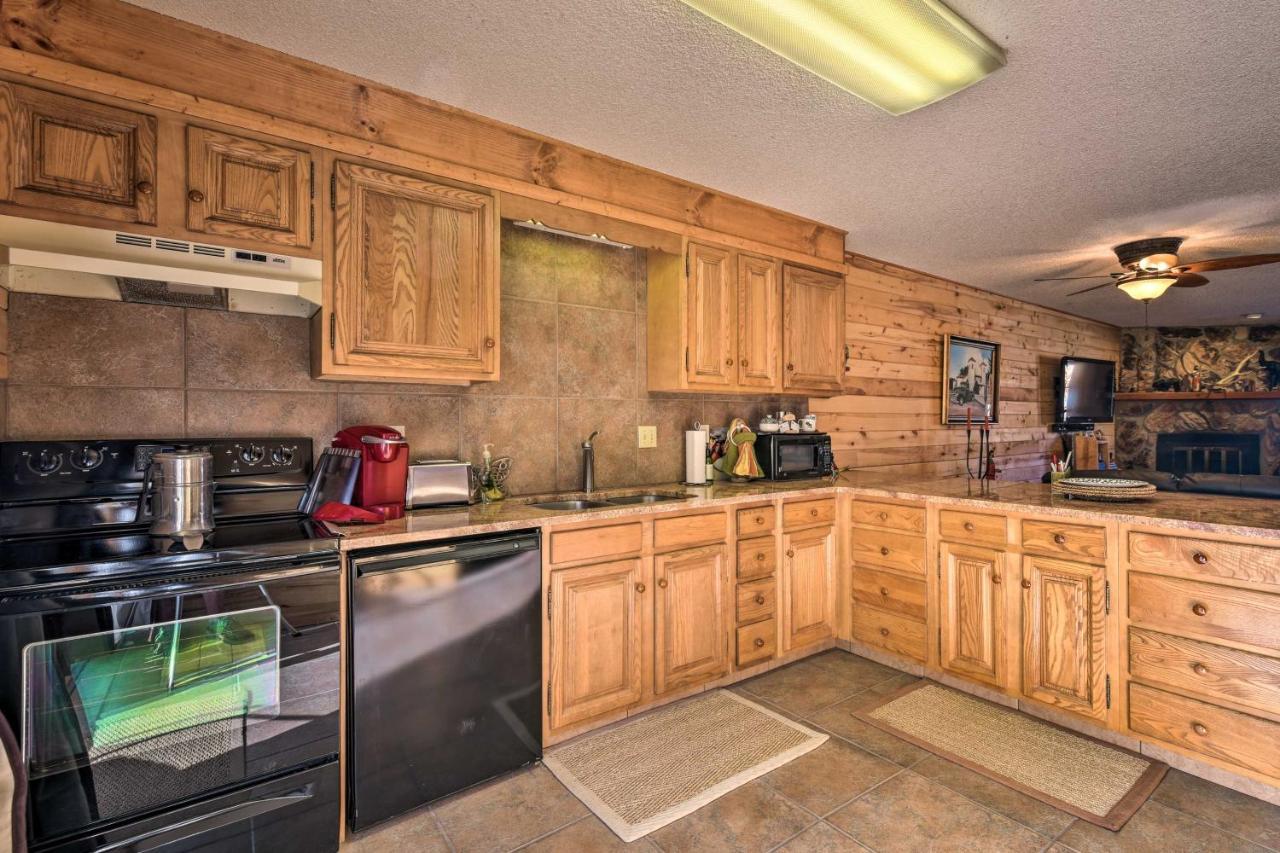 Downtown Red River Retreat With Mtn Views And Yard Zewnętrze zdjęcie